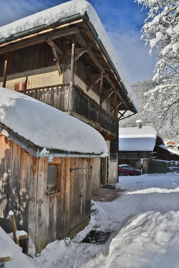Apartment Appartement 6 Pers 70 M² Dans Chalet Chez Marie Montriond
